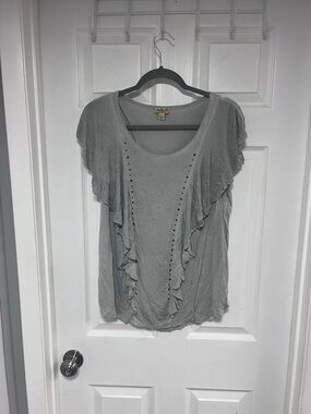 ONE WORLD Light Gray Ruffled Scoop Neck Short Sleeve Top Size L